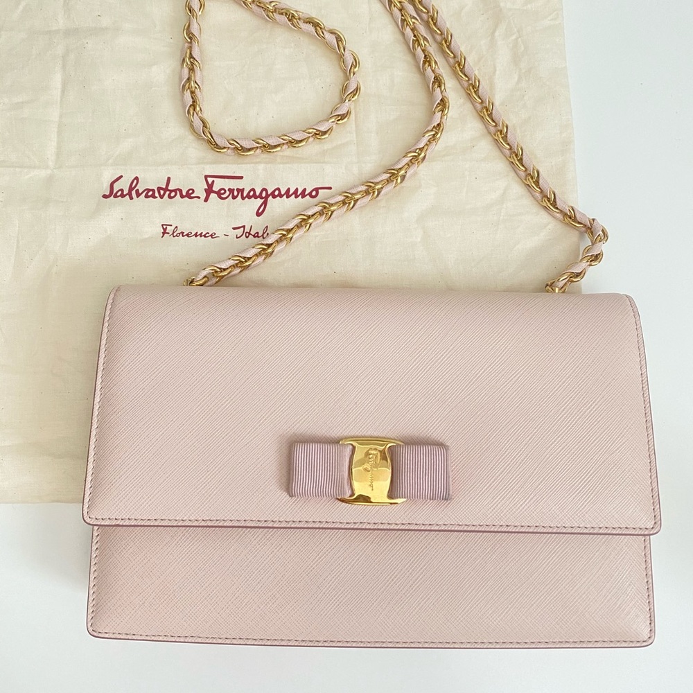 Ferragamo Ginny Blush Pink Medium Purse Bag
